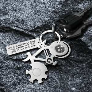 Bike Multitool Repair Keychain - Cycling - To My Mom - Life Is A Beautiful Ride With A Mom Like You By My Side - Gkzn19002