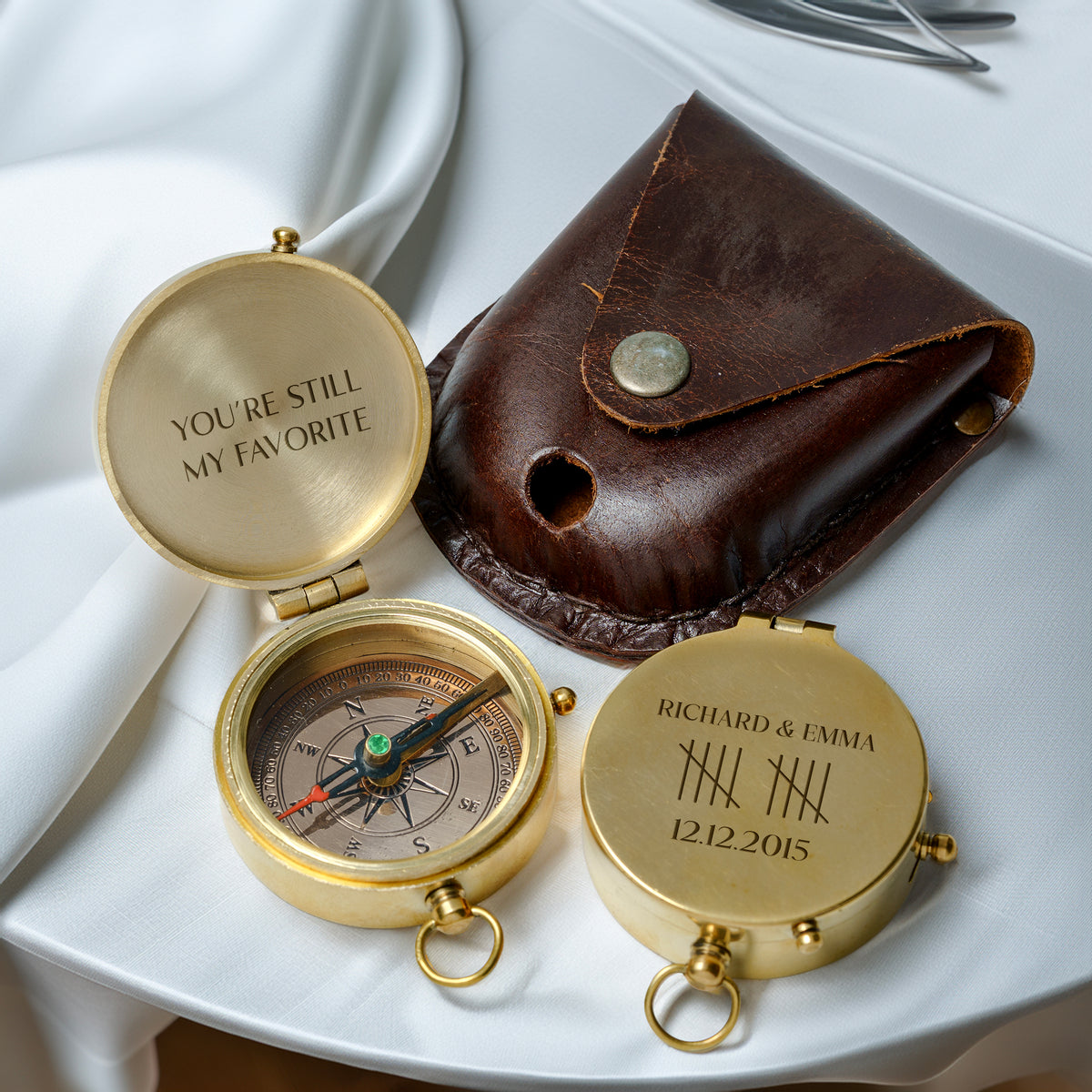 Personalized Engraved Bronze Compass - Handmade 10 years Anniversary Gift for Couples | Custom Name, Date - Gpb26251