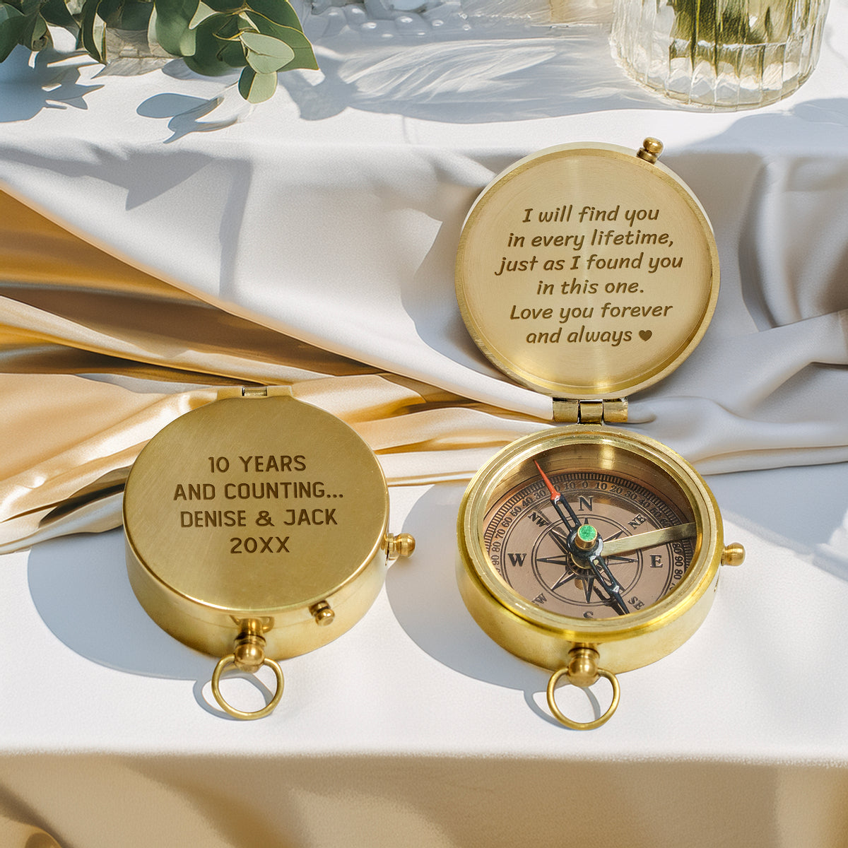 Personalized Engraved Bronze Compass - Handmade 10 years Anniversary Gift for Couples | Custom Name, Date - Gpb26260