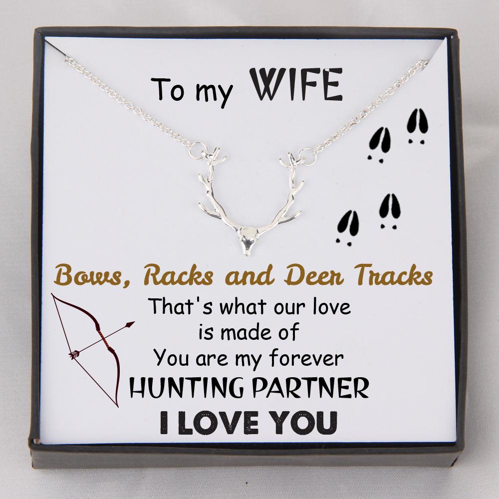 Hunter Necklace - Bow Hunting - To My Wife - My Forever Hunting Partner - Gnt15011