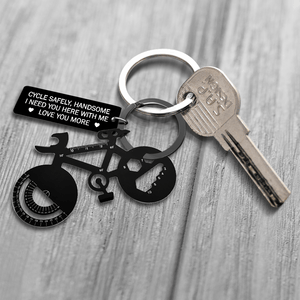 Jet Black Cycling Multi-tool Keychain - Cycling - To My Man - I Need You Here With Me - Gkzo26003