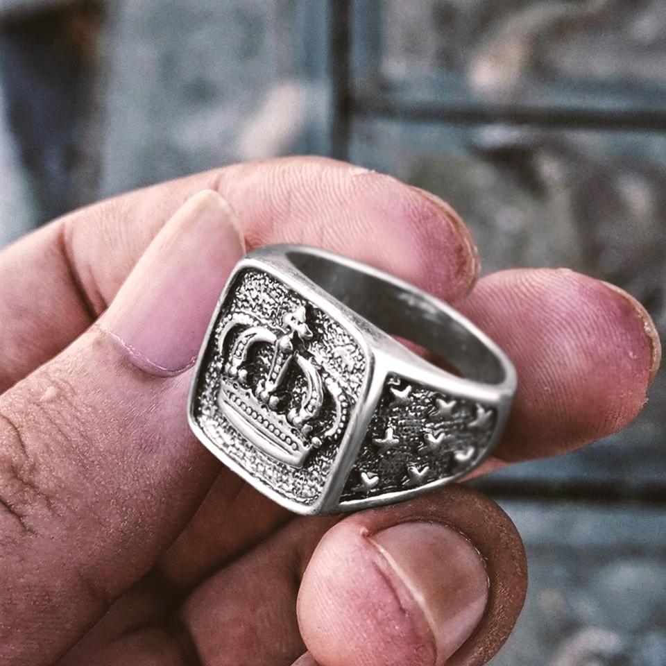 Vintage Crown Ring - Skull - To My Man - You Are My King And I Am Your Queen - Grd26001